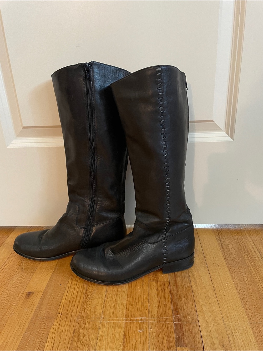 Riding style boots